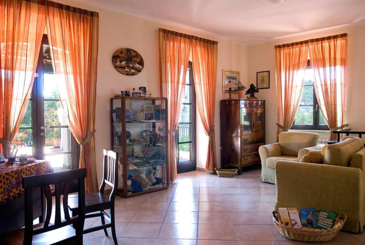 B&B Hibiscus Agropoli Exterior foto